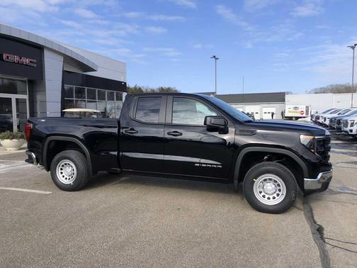 Onyx Black 2026 GMC Sierra 1500 Pro