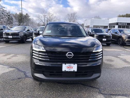 Super Black 2026 Nissan Kicks SV