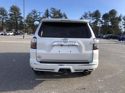 2024 Toyota 4Runner Limited