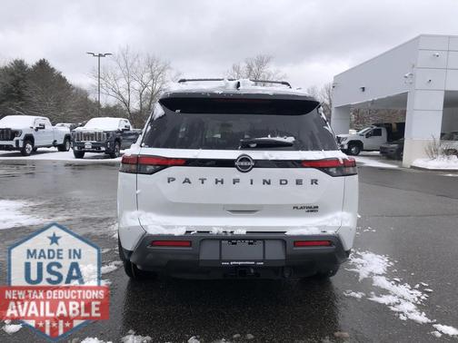 2026 Nissan Pathfinder Platinum