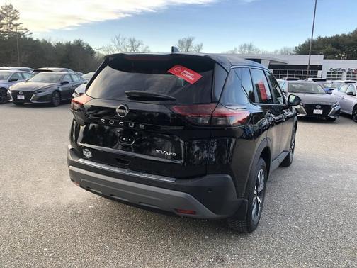 2022 Nissan Rogue SV