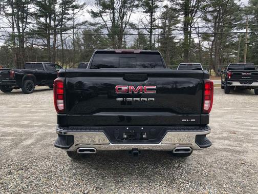 Onyx Black 2026 GMC Sierra 1500 SLE