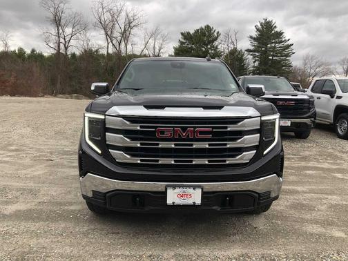 Onyx Black 2026 GMC Sierra 1500 SLE