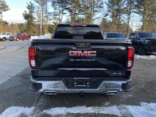 2026 GMC Sierra 1500 SLE