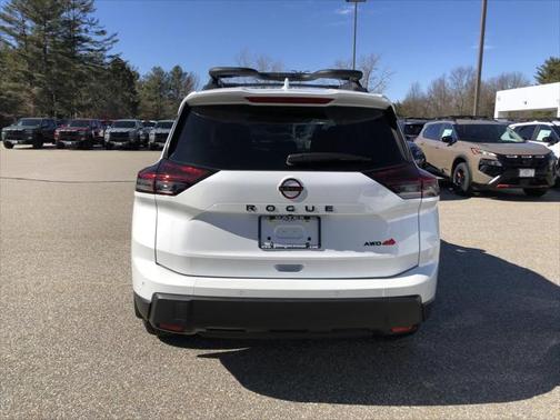 2025 Nissan Rogue Rock Creek