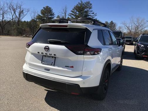 2025 Nissan Rogue Rock Creek