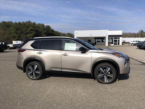 2025 Nissan Rogue SL