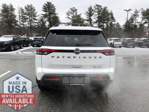Everest White Pearl Tricoat 2026 Nissan Pathfinder SL