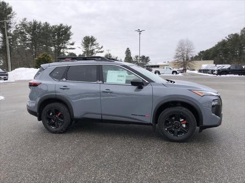 2025 Nissan Rogue Rock Creek