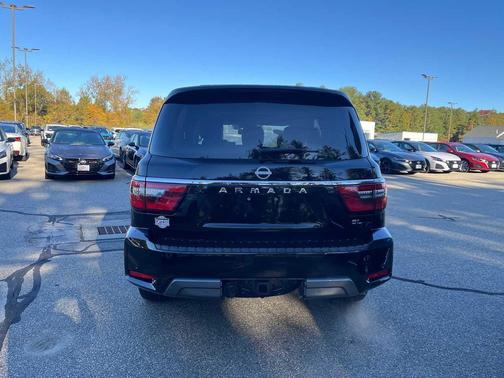 Super Black 2023 Nissan Armada SL 4WD