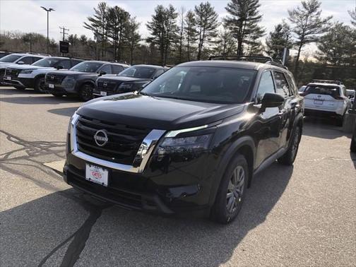 2025 Nissan Pathfinder SV 4WD