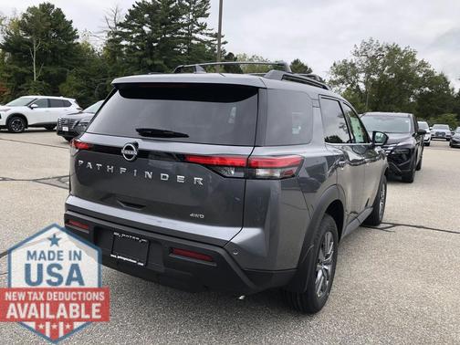 2025 Nissan Pathfinder SV 4WD