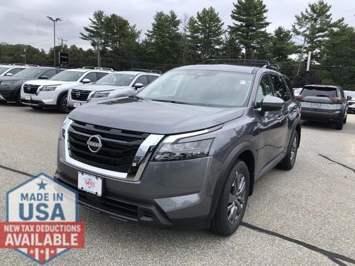 2025 Nissan Pathfinder SV 4WD