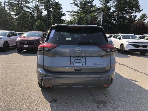 2025 Nissan Rogue SL