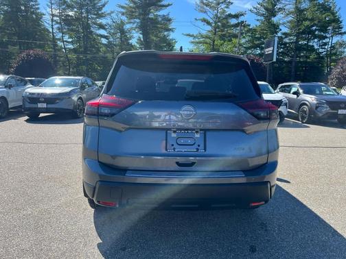 Gun Metallic 2026 Nissan Rogue SV