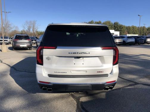 2025 GMC Yukon XL Denali