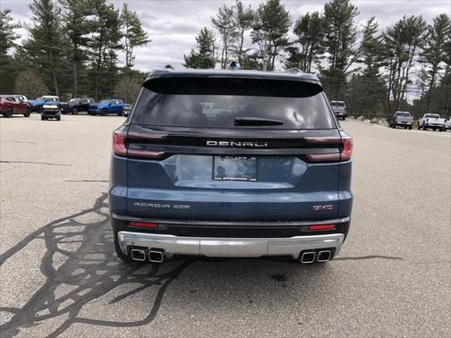 2025 GMC Acadia Denali
