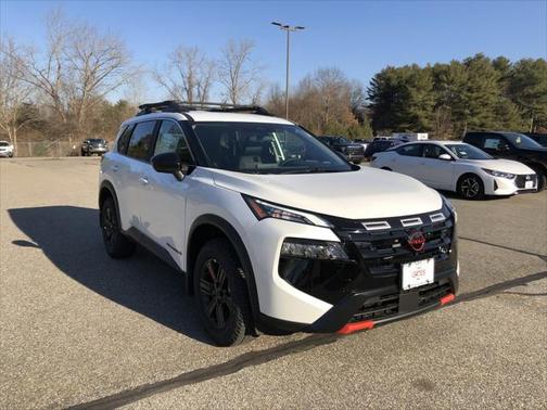 2025 Nissan Rogue Rock Creek