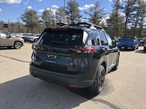 2025 Nissan Rogue Rock Creek