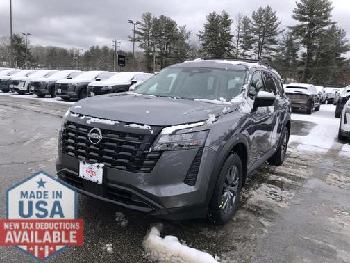 2026 Nissan Pathfinder SV