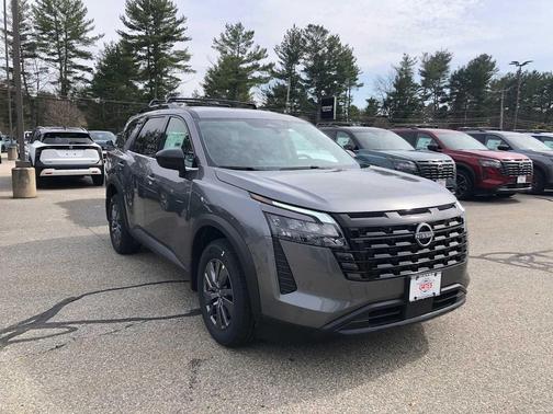 Gun Metallic 2026 Nissan Pathfinder SV