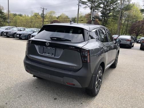 2025 Nissan Kicks SV