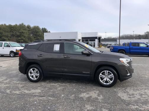 2020 GMC Terrain SLE