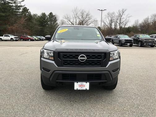 2022 Nissan Frontier S
