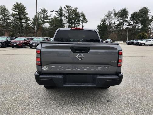 2022 Nissan Frontier S