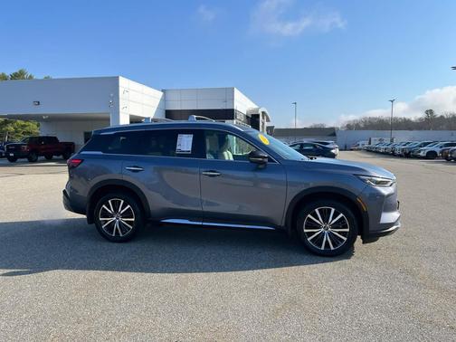 2023 INFINITI QX60 SENSORY