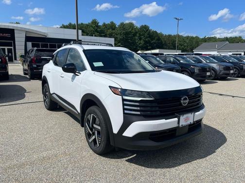 Fresh Powder 2026 Nissan Kicks SV