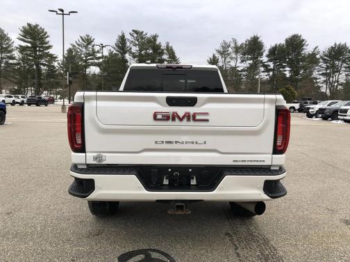2022 GMC Sierra 2500 Denali