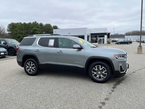 Sterling Metallic 2023 GMC Acadia AWD SLE