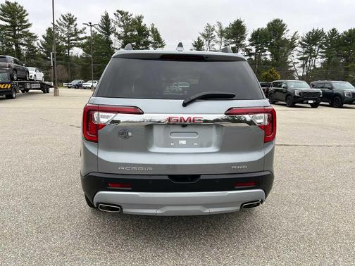 Sterling Metallic 2023 GMC Acadia AWD SLE
