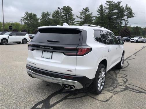 2025 GMC Acadia Denali