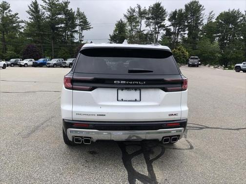 2025 GMC Acadia Denali