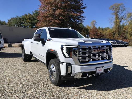 2026 GMC Sierra 3500 Denali