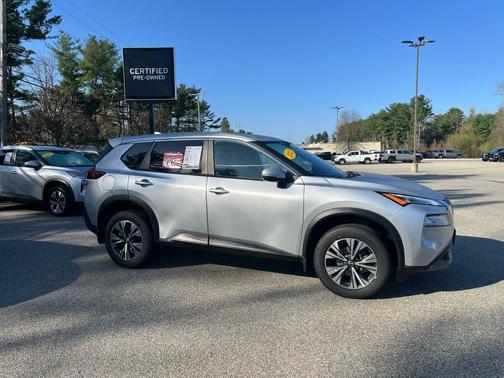 Brilliant Silver Metallic 2023 Nissan Rogue SV