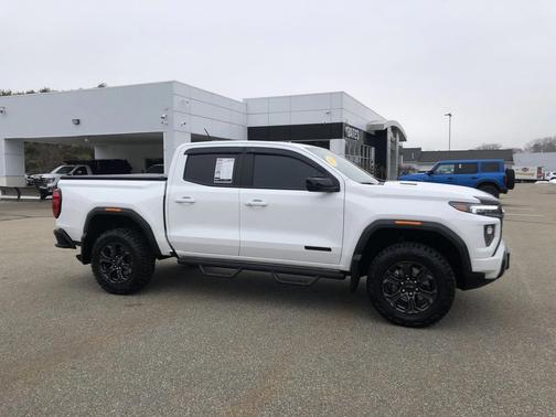 2024 GMC Canyon Elevation