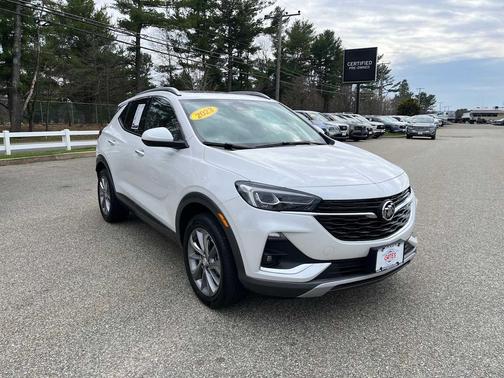 White Frost Tricoat 2023 Buick Encore GX Essence