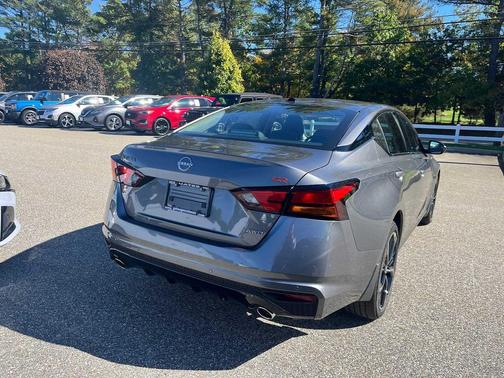 Gun Metallic 2026 Nissan Altima SR AWD