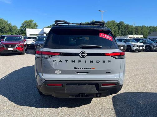 Solid Gray Super Black 2024 Nissan Pathfinder Rock Creek