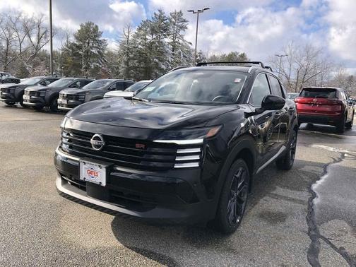 Super Black 2026 Nissan Kicks SR