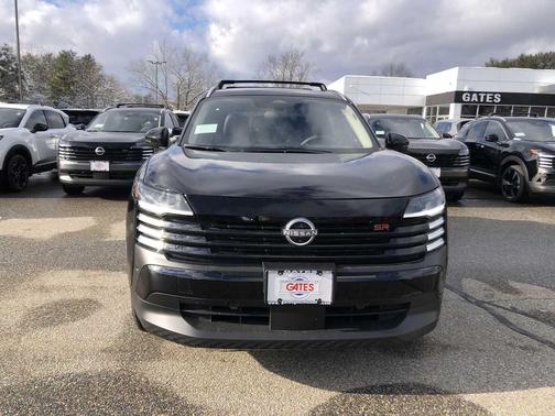 Super Black 2026 Nissan Kicks SR