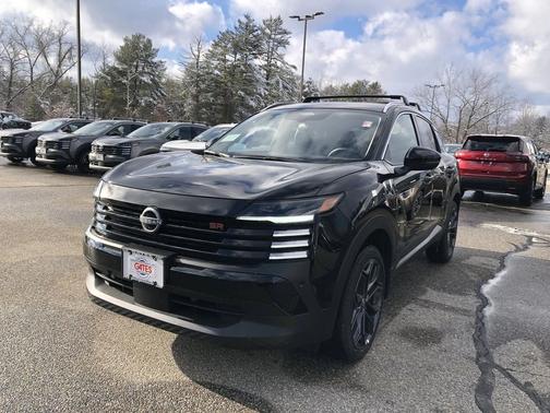 2026 Nissan Kicks SR