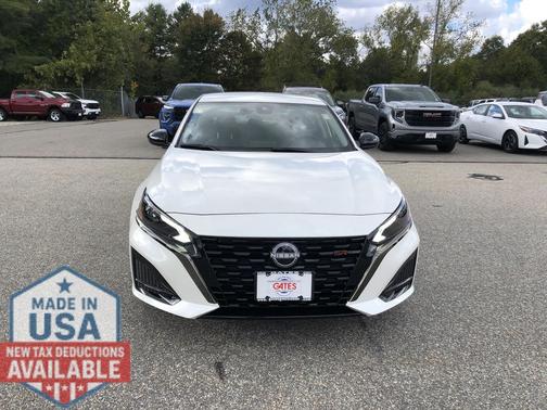 2025 Nissan Altima SR FWD
