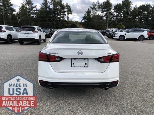 2025 Nissan Altima SR FWD