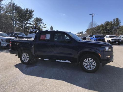2022 Nissan Frontier SV
