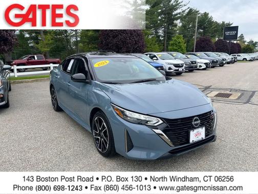 Atlantic Gray Metallic/Super Black 2024 Nissan Sentra SR