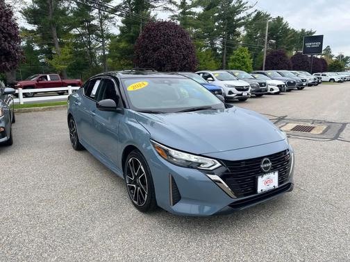 Atlantic Gray Metallic/Super Black 2024 Nissan Sentra SR